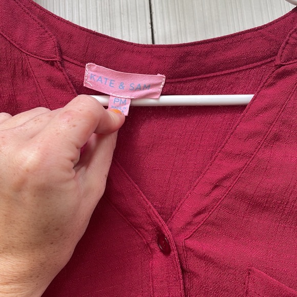 Long sleeve red button up shirt - Picture 2 of 4